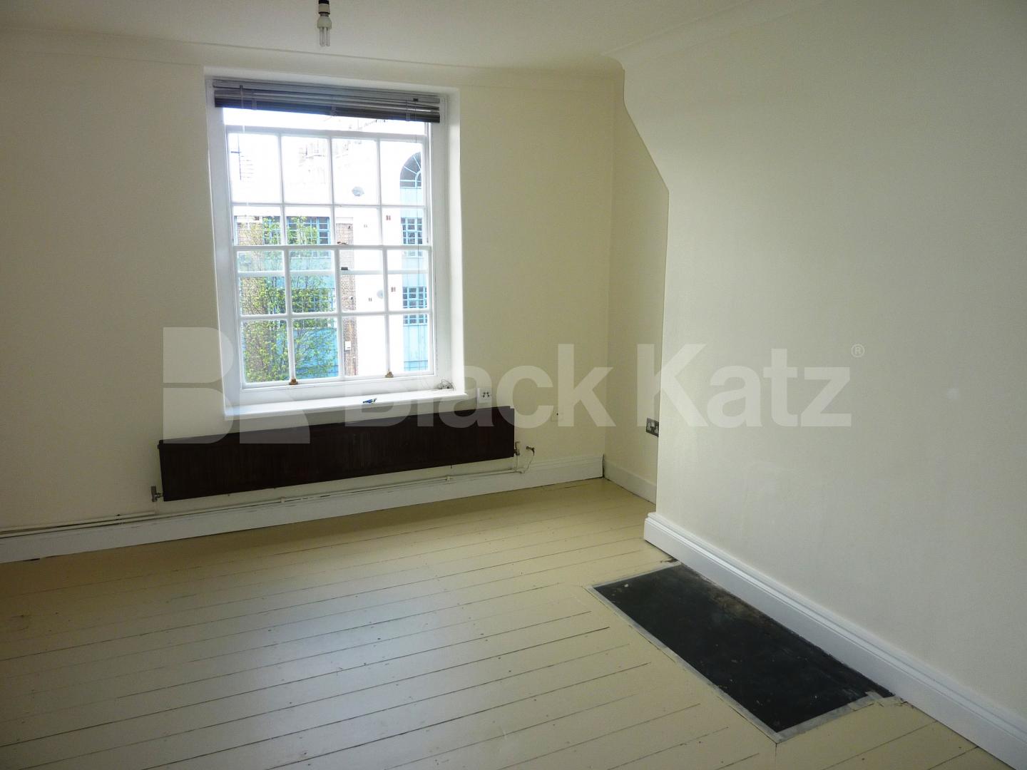 			1 Bedroom, 1 bath, 1 reception Flat			 Biddestone Road , CALEDONIAN ROAD
